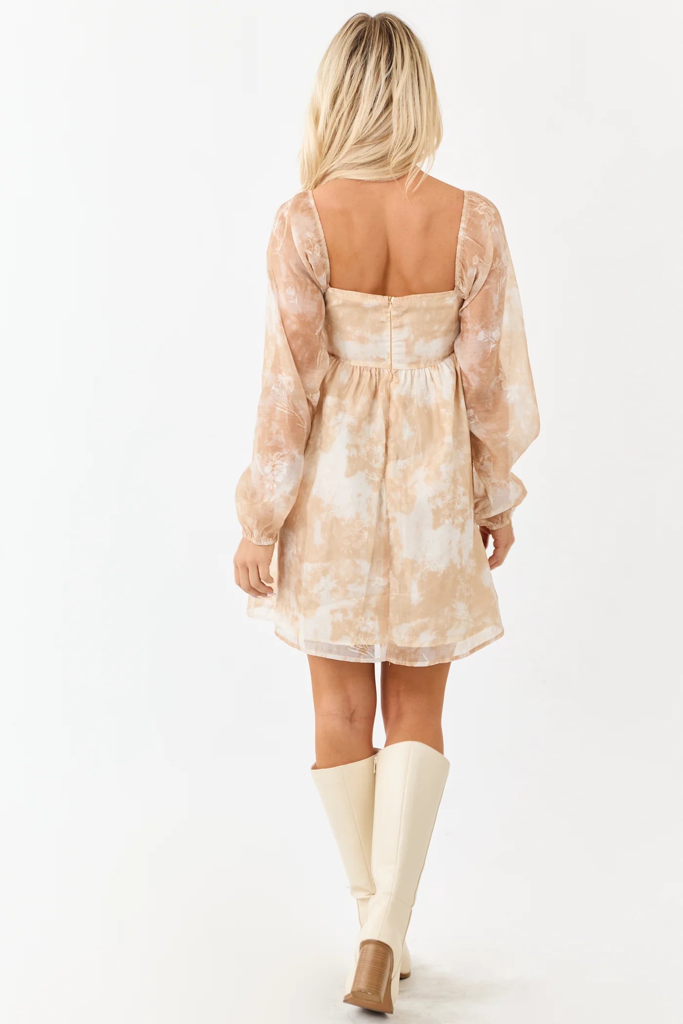 Babydoll-Minikleid mit Blumenmuster und Falten